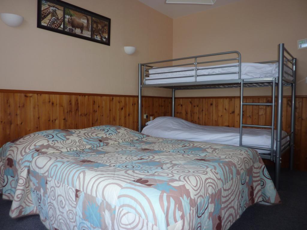 Hotel Des Biches Nuaillé Habitación foto