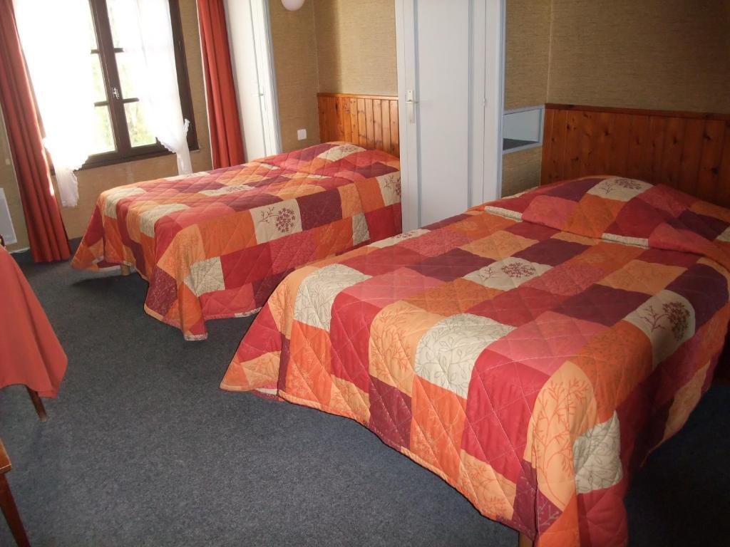 Hotel Des Biches Nuaillé Habitación foto